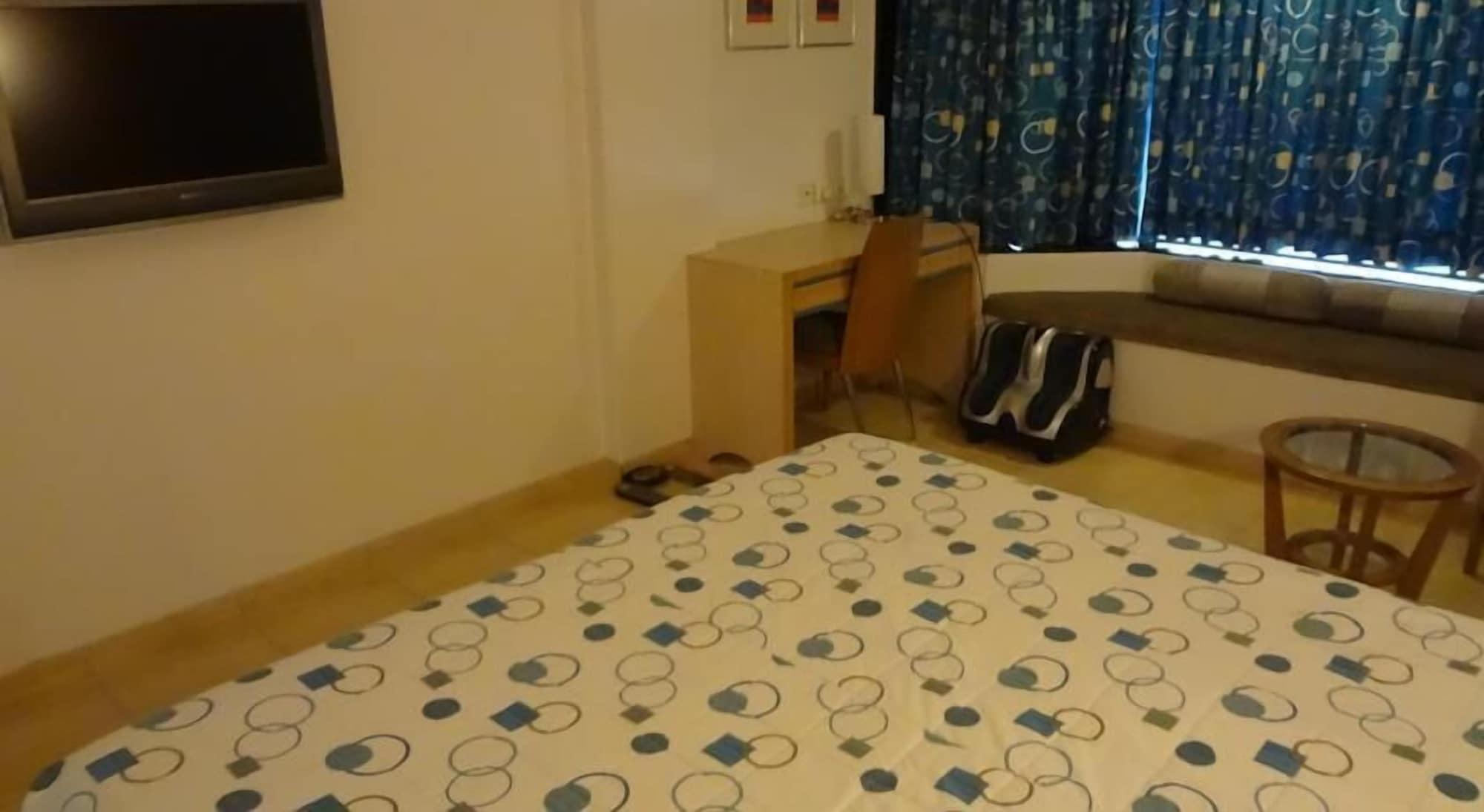 Hotel Suncity Residency Mumbai Bagian luar foto