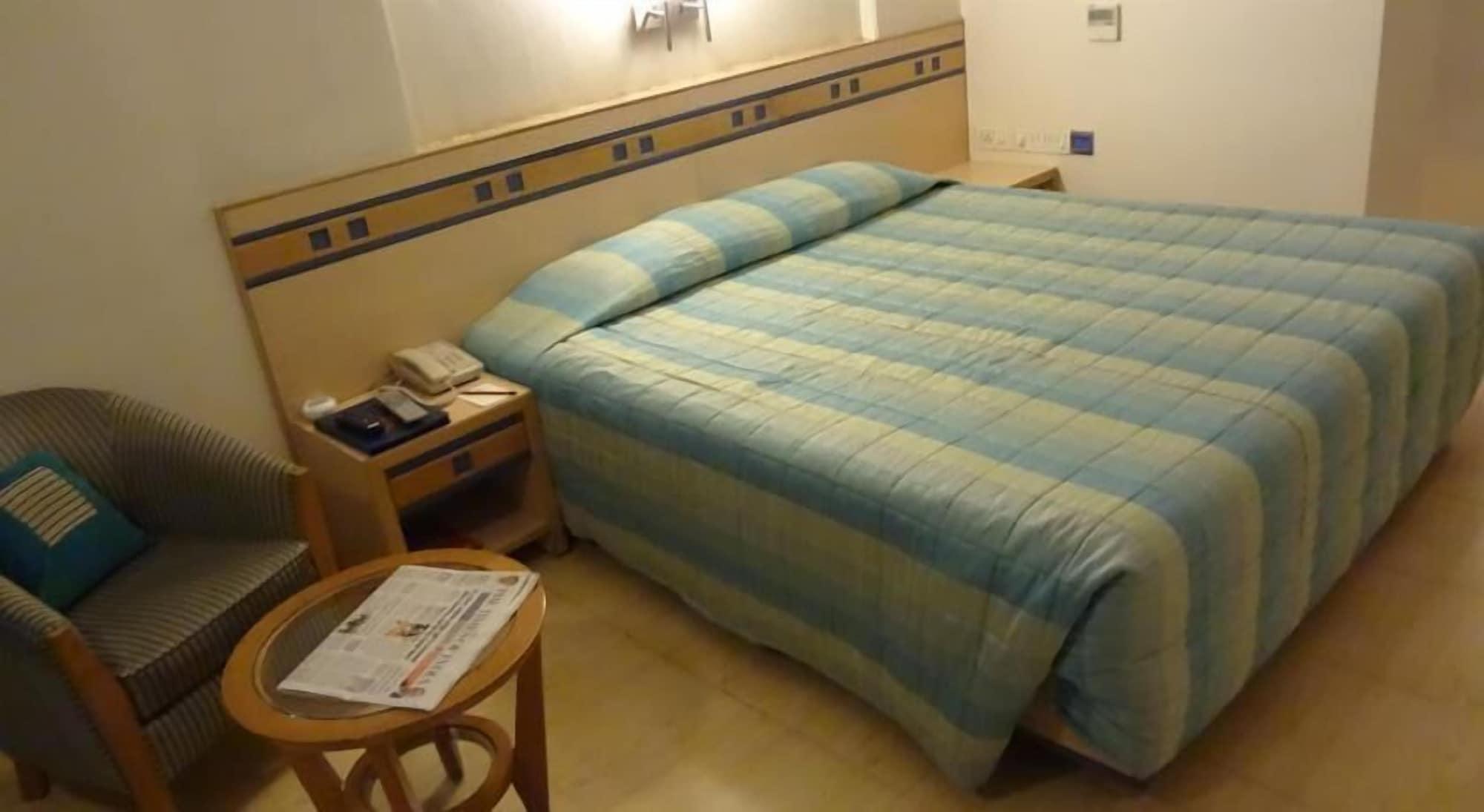 Hotel Suncity Residency Mumbai Bagian luar foto
